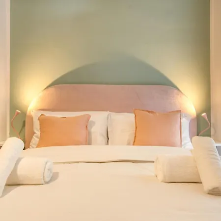 Pensión Italianflat - Elegant With Balcony In Navigli Milán