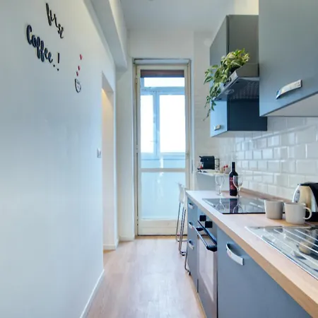 Italianflat - Elegant With Balcony In Navigli Pensión 3*