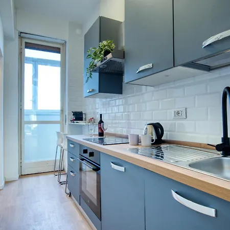 Italianflat - Elegant With Balcony In Navigli 3* Milán